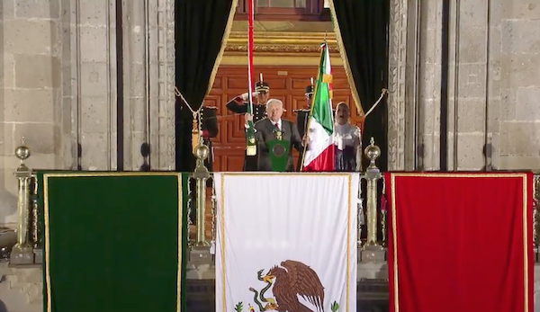 Encabeza Amlo El Grito De Independencia De México Megalópolis 0128